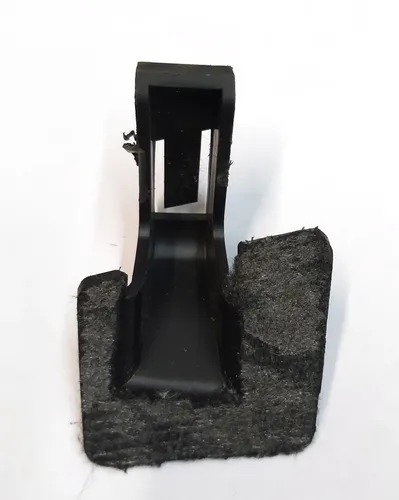 Soporte trasero derecho maletero estante superior Tesla modelo 3 1090452