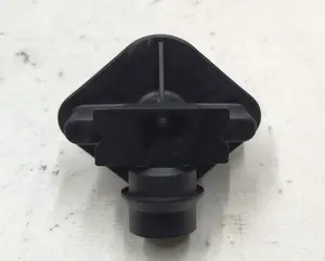 Tesla 모델 3 1109179-00-B 주 배터리 냉각 시스템 파이프 어댑터