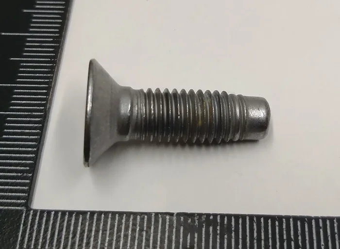 Болт петлі замка дверей, замка багажника FC, M8-1.25x27, [109], G1009 [B], MAT Tesla Model 3, Model 3 Jan 2024, Model Y 1110705-00-A