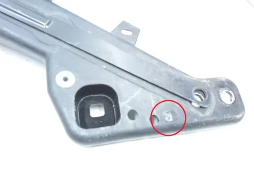 Pannello radiatore (plastica) Modello Tesla 3 danneggiato RWD 1110240-00-F