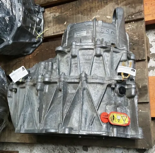 Мотор передний без инвертора,теплообменника,маслянных фильтр,насоса, штуцеров,сайлентблоков Tesla model 3, model Y 1120960-00-F