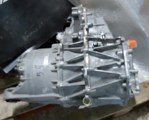 后置电机 3DU MOSFET，GLOBAL 不带热交换器、逆变器、滤油器、泵、配件、旋转变压器 Tesla Model 3，型号 Y 1120990-00-H