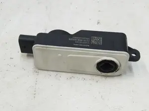 Elektrischer Antrieb der Mitteltülle Tesla Model X 1034850-00-F