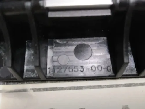 4 Панель пола 2-го ряда сидений задняя с направляющими в сборе (7 мест) Tesla model X 1128545-00-E