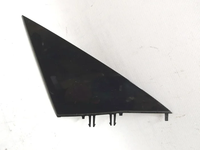 9 Højre spejlhætte 2287.3014 (trekant) Tesla Model 3, Model 3 Jan 2024 1130656-00-G