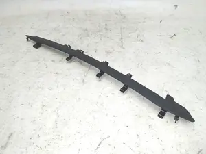 Barra siluro sinistra (graffi) Tesla moodel Y 1130988-00-C