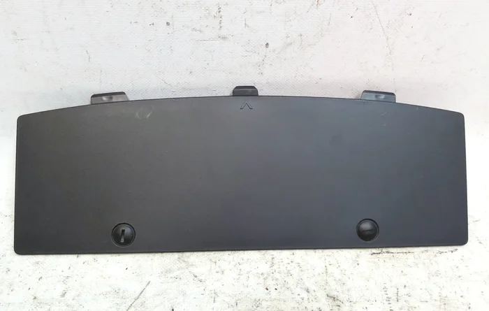 Locket på diffusorn för baksidan av ryggen (plug of bruptual, Hatch) Tesla Model 3 1460156-00-AA