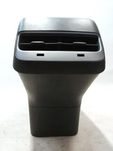 Console Console Armoist Black Plastic Black Subsist sans tapis, blocs, câblage, prises, modèle USB Tesla 3 1087900-00-E