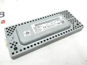 Rádio (US) FM/HD/MS n/a Tesla model S REST 1143703-00-B