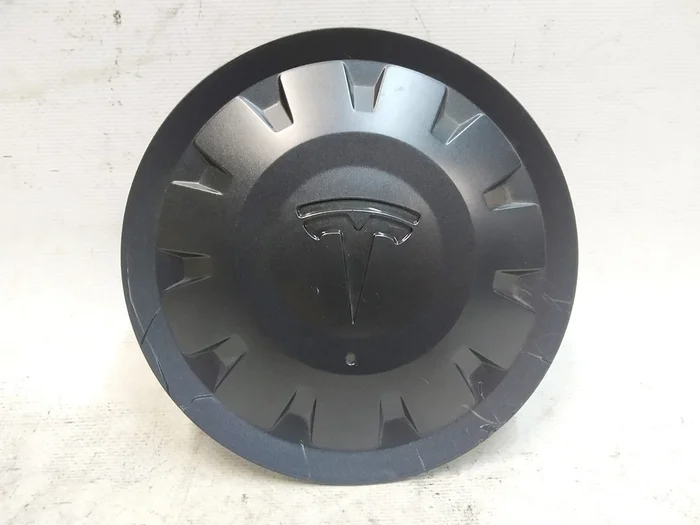 21 INCH UBERTURBINE LUG NUT COVER (GREY)  damage Tesla model 3, model Y 1188236-00-A