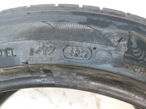 轮胎 235/45R18 98W EXTRA LOAD MICHELIN PRIMACY MXM4 T0 (3.70mm) damagedTesla model 3 1234215-00-A