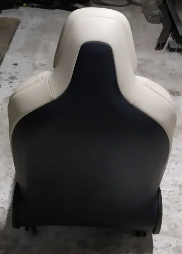 驾驶员座椅总成 PUR CRM Tesla X 型 9876527-03-A