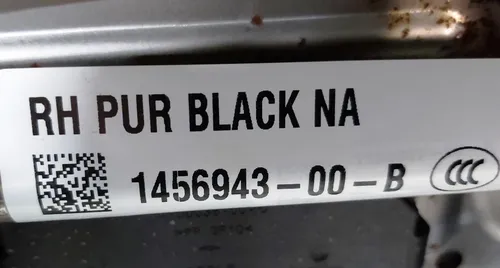 2 Beheizbarer Beifahrersitz ohne Gurtstraffer, Sensor, Kissen PREM PUR BLK Tesla Modell 3 7654324-01-C