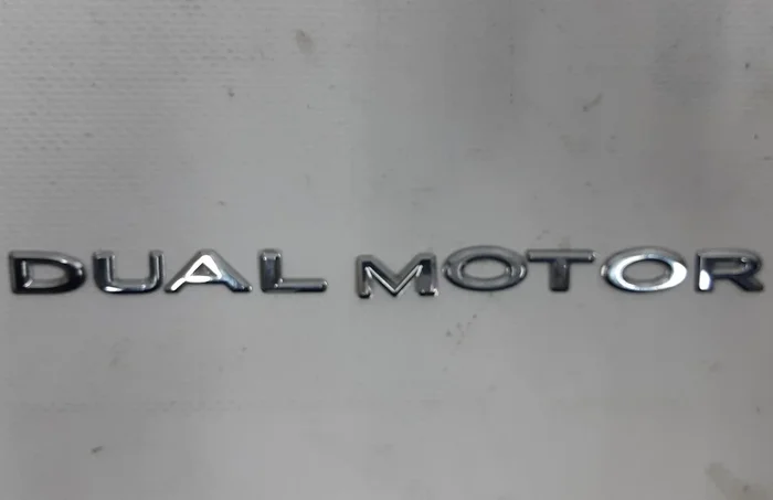 15 Emblema "DUAL MOTOR" per il cofano del bagagliaio della Tesla Model X, Model Y 1484848-00-B