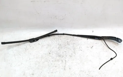 Right windshield wiper arm with line, brush and nozzle assembly with damage Tesla model Y 1490248-00-C