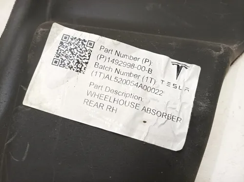 Теплошумоізолятор арки стійка C права Tesla model Y 1492998-00-B