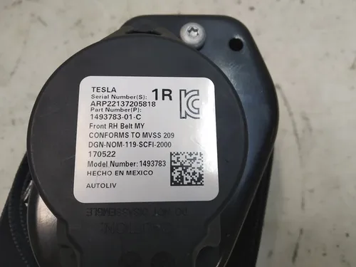 Ремінь безпеки передній правий пасажирський (під відновлення) Tesla model Y 1493783-01-C