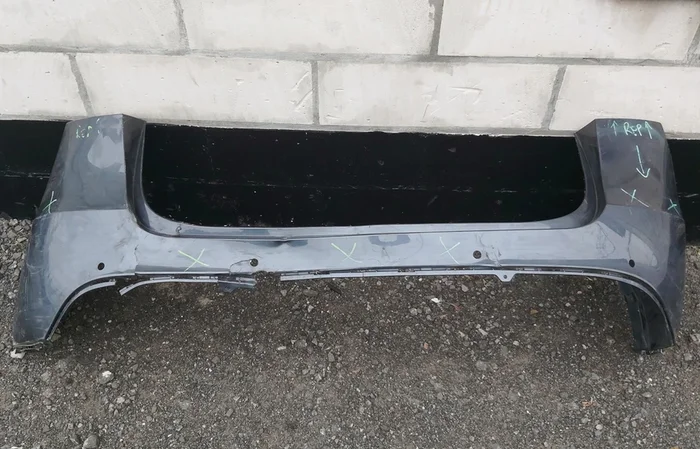 后保险杠午夜银金属- PMNG Tesla 型号 Y 1540124-01-A 1493735-S4-A