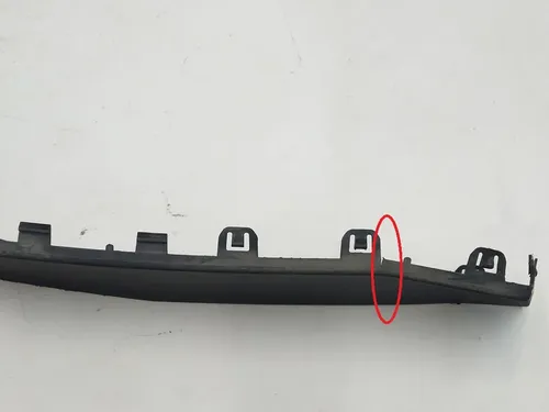 下部背面的扩散器的盖子（破裂的插头，孵化）特斯拉型Y 1494009-00-aa