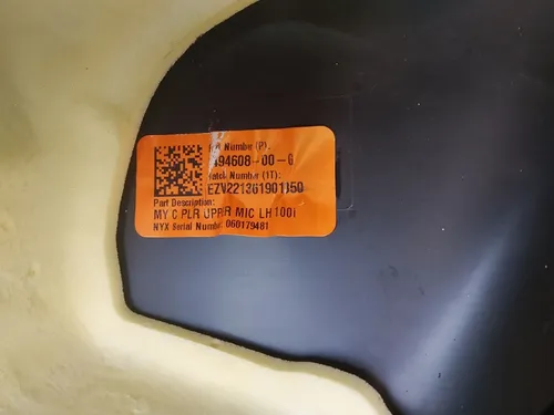 C필러 안전벨트 패드 C 좌측 파손 Tesla 모델 Y 1494608-00-I