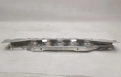 Wzmacniacz górnego panelu przedniego Tesla Model Y 1495093-00-B