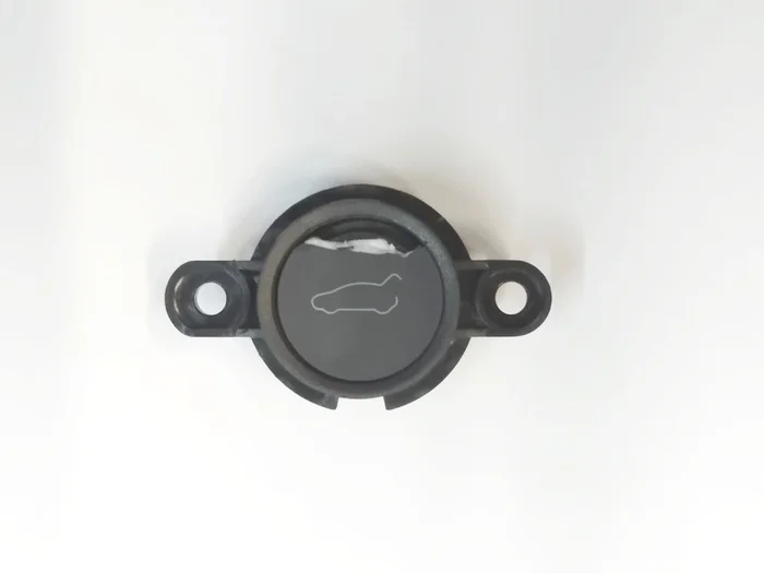Botón de cierre de tapa de maletero (daños)Tesla modelo 3, modelo Y, modelo X 1501907-00-C