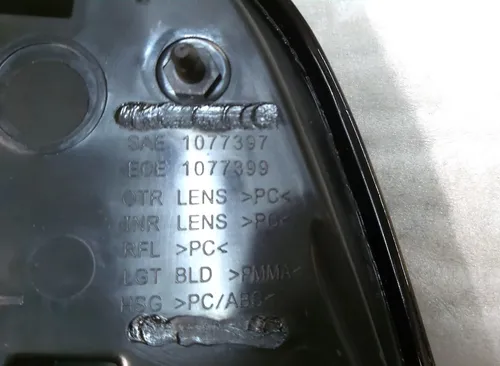 Ліхтар лівий зовнішній GLOBAL (yellow) 4 pin Tesla model 3, model Y 1502086-00-D