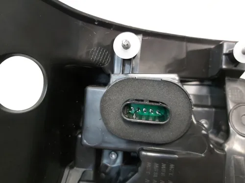 Ліхтар правий зовнішній GLOBAL (yellow) 4 pin Tesla model 3, model Y 1502087-00-D