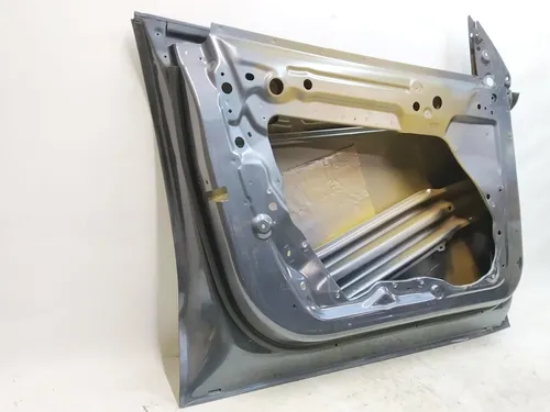 Puerta delantera izquierda (metal) PMNG con junta Tesla Modelo Y 1505460-12-A