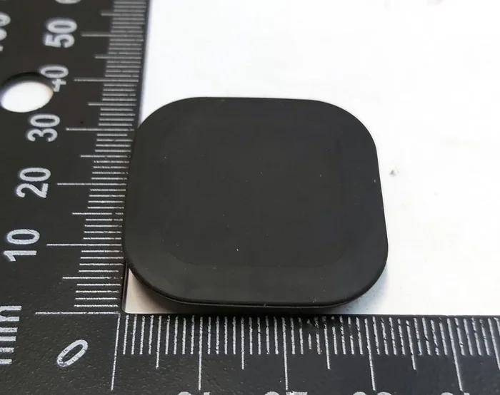 Tappo in gomma quadrato 26X26,TPV,BLK Tesla Model Y 1507355-00-A