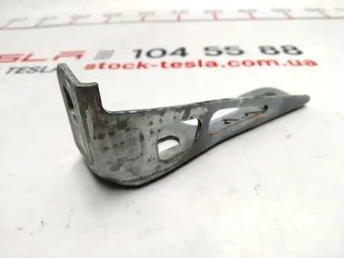 10 Кронштейн торпедо каркаса лівий Tesla model 3 1508647-00-A