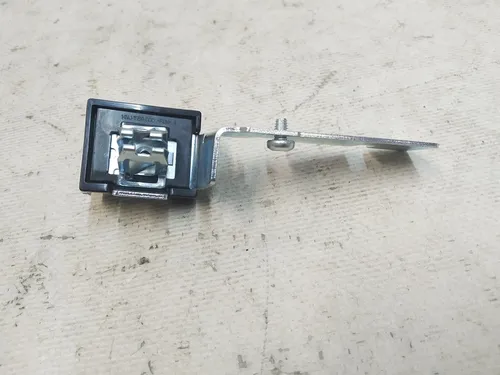 Garderobskrokfäste med bakgrundsbelysning vänster Tesla modell Y 1515338-97-B