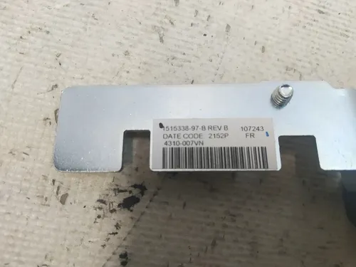 Garderobskrokfäste med bakgrundsbelysning vänster Tesla modell Y 1515338-97-B