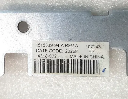 Upplyst garderobskrokfäste höger REV A Tesla modell Y 1515339-94-A