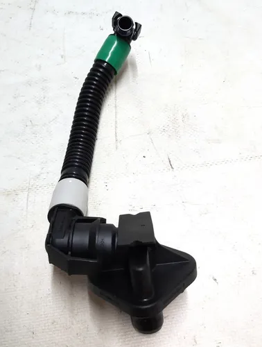 主电池总成 Tesla 型号 Y 1521564-00-A 冷却系统支管