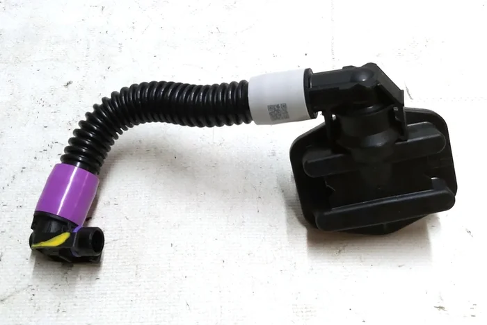 Conducta de ramificație a sistemului de răcire al ansamblului bateriei principale Tesla model Y 1521566-00-A