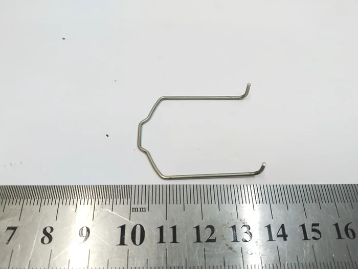 Bracket retainer pipe cooling system main battery Tesla model Y 1530118-00-C