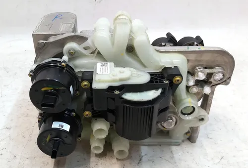 Sestava tepelného čerpadla bez hadic Tesla model 3, model Y 1547595-00-E