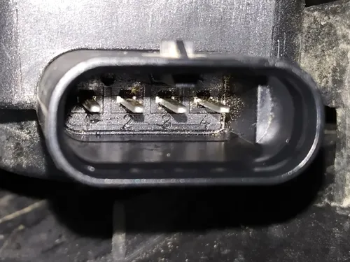 孔眼中央总成 Tesla model 3 1559787-00-A