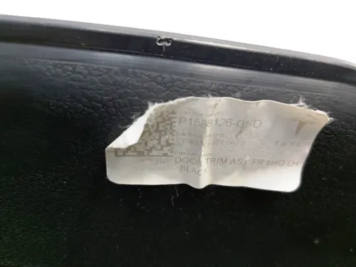 Dveře předního levého levého černého dřeva Decor Tella143303 s poškozením Tesla Model 3 1588126-01-D x