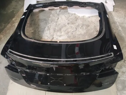 Tapa del maletero (tapa) metal PBSB con daño Tesla model S, model S REST 1023722-E0-A
