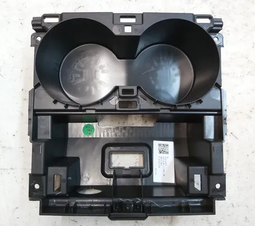 Корпус підстаканника центральної консолі Tesla model Y 1755531-00-A