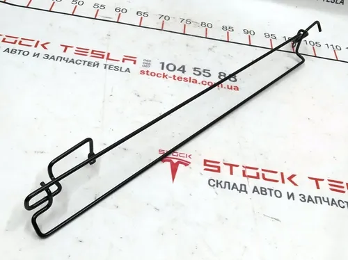 2 Кронштейн кріплення чохол-накладки нижньої спинки подвійного лівого сидіння 2-го ряду Tesla model X 3123713-03-A