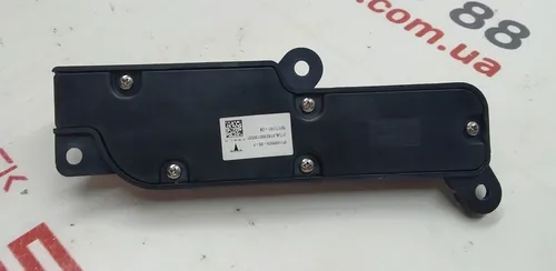 1 Блок регулювання положення сидіння водія Tesla Model 3, Model Y 1098529-00-F