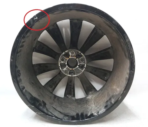 Колісний диск BLACK TURBINE 21x8.5 J з пошкодженням Tesla model S, model S REST 1054042-00-B