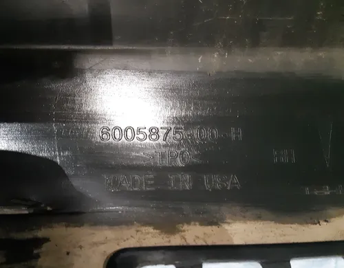 门槛罩右门槛板（喷漆）损坏 PMNG Tesla 模型 S REST 6005875-00-J