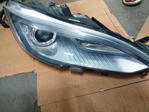 Hlavní pravý světlomet (xenon) (USA) Tesla model S 6005907-00-D