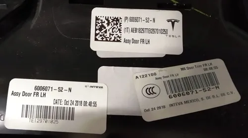 1 Placa da porta dianteira esquerda PURB/G/PUR13/PVCB CREAM PREM (não incluído) Tesla modelo S REST 6006071-52-N