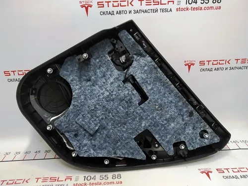 2 6006133-11-L Scheda (scheletro) della portiera, posteriore sinistra, per una Tesla Model S. Questo è un prodotto originale dell'azienda produttrice, che ha un marchio di proprietà del marchio automobilistico americano. Adatto per l'installazione