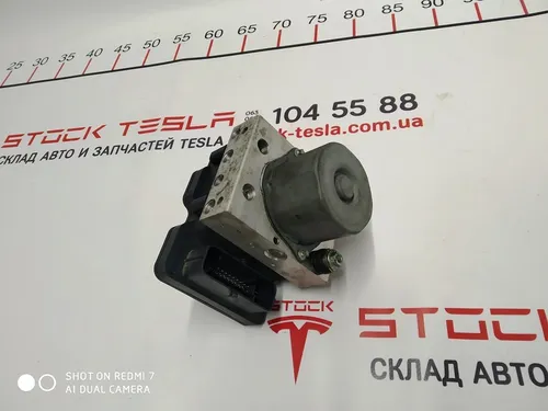 Módulo ABS RWD Tesla modelo S 6006363-00-E